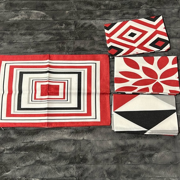 Set of 4 cushion covers - Picture 1 of 6